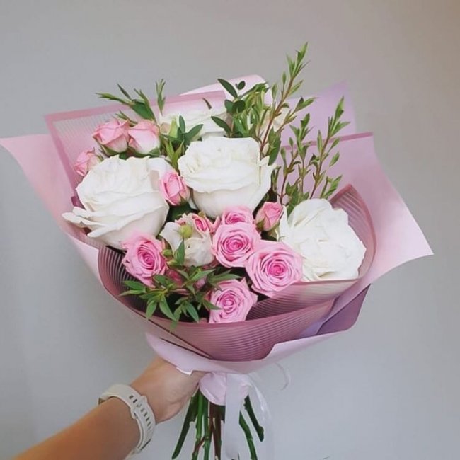 Букет цветов "Комплимент" Букет цветов "Комплимент"